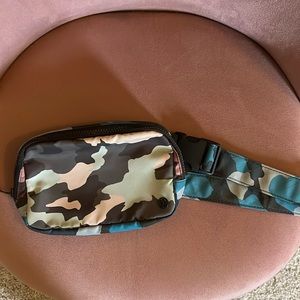 Lululemon small belt bag